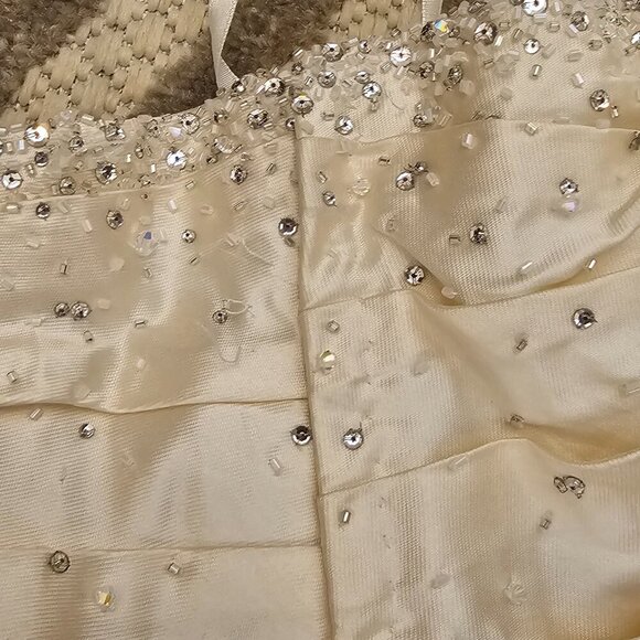 YSA Makino Off White Silk Wedding Dress 12 - Picture 6 of 8